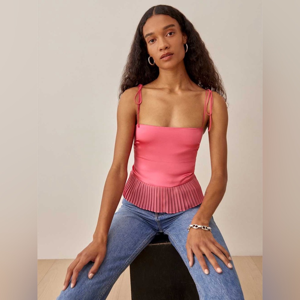 NWT- Reformation Mercer Top Satin Size: 2